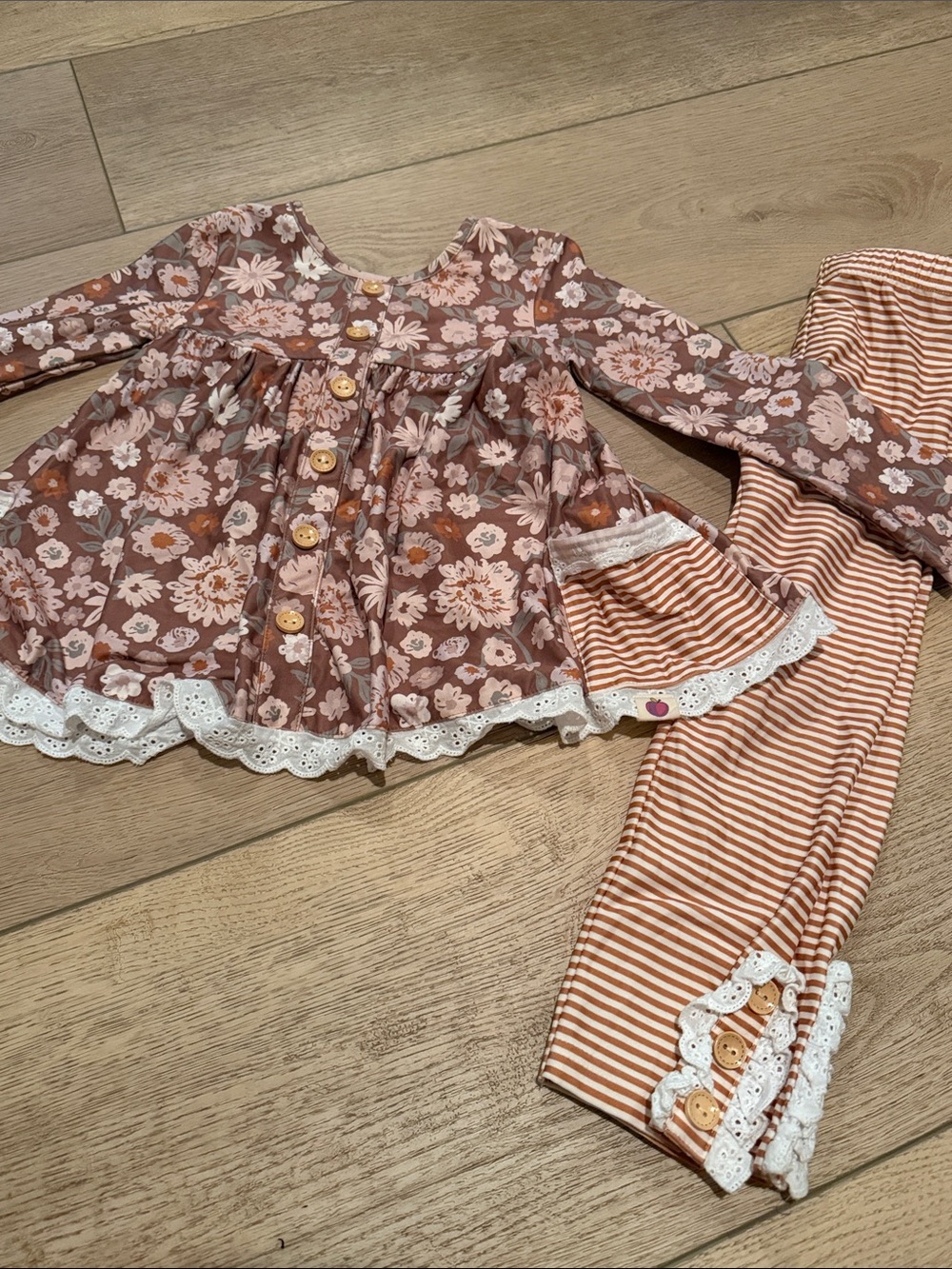 cheeky plum Girls Floral Ruffle Pajama Set - Mauve & Cream Stripes